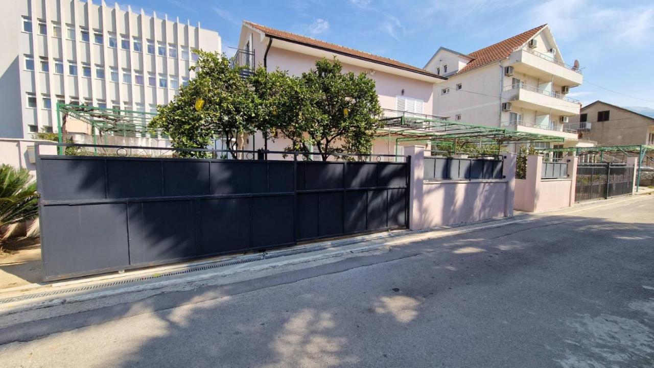 Ioannis Apartments Tivat Exteriér fotografie