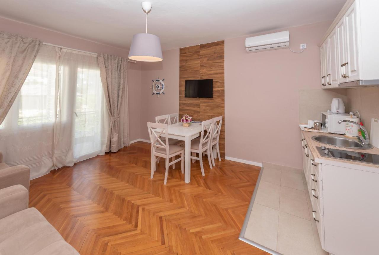 Ioannis Apartments Tivat Exteriér fotografie