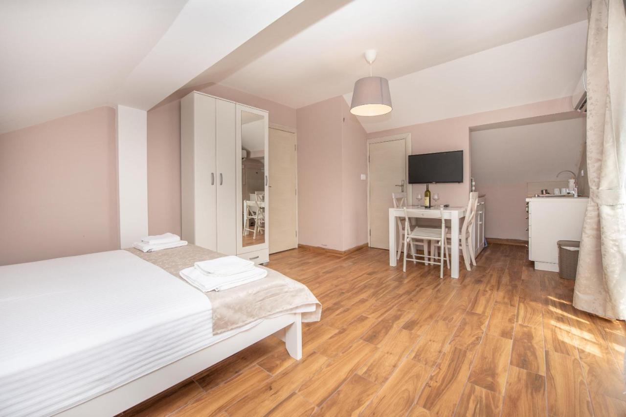 Ioannis Apartments Tivat Exteriér fotografie