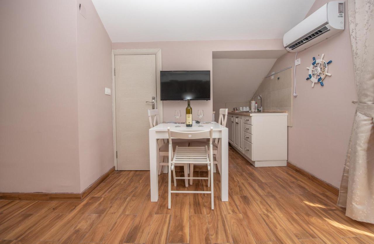 Ioannis Apartments Tivat Exteriér fotografie